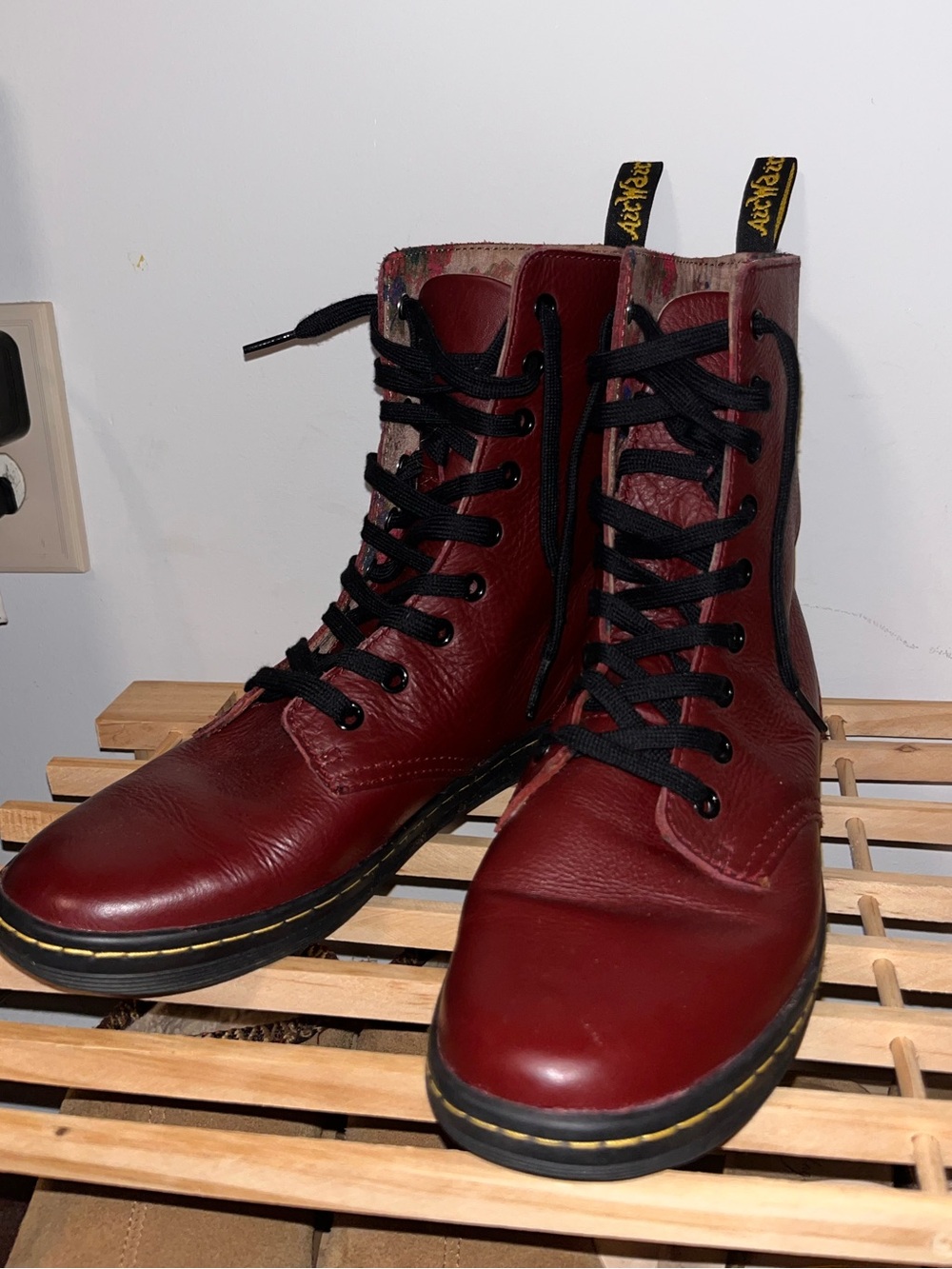 DR MARTEN 2000s Womens(?) Boots